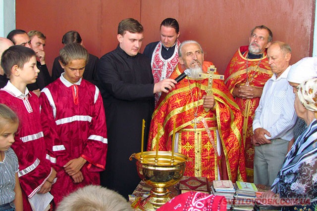 В Михайлівській церкві вшанували пам’ять великомученика Пантелеймона В Михайлівській церкві вшанували пам’ять великомученика Пантелеймона