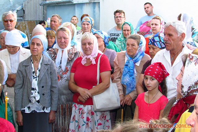 В Михайлівській церкві вшанували пам’ять великомученика Пантелеймона В Михайлівській церкві вшанували пам’ять великомученика Пантелеймона