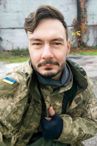 Максим Безнос