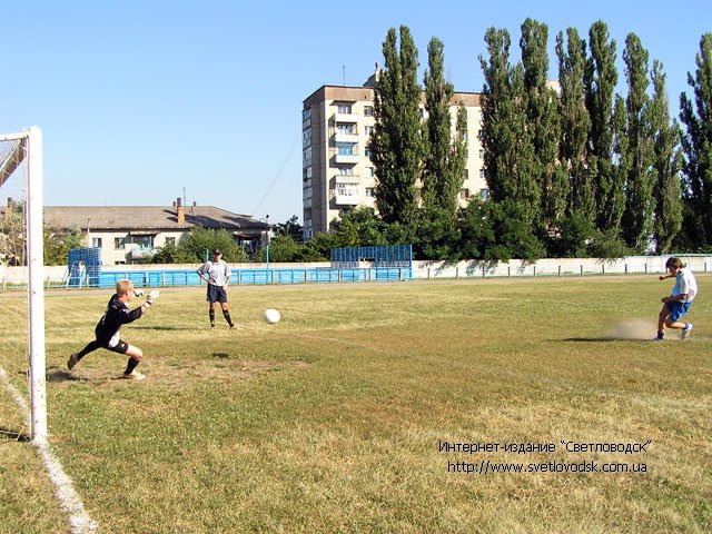 Футбол: «Золото» їде до Охтирки (32 фото)