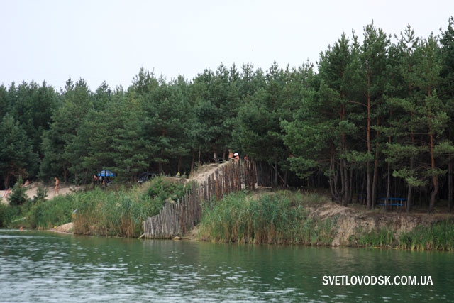Спроба №2 — "Голубе озеро": ситуація з місцями для відпочинку та купання поліпшується
