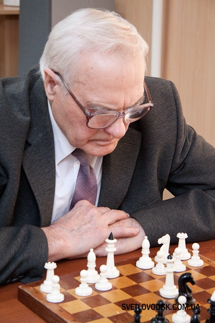 Микола Мартиненко — чемпіон Всеукраїнського турніру з шахів серед ветеранів