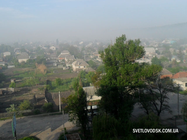 Жителі Табурища потерпають від чадного диму з місцевого сміттєзвалища
