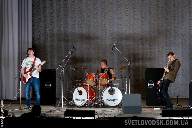 Рок-гурт "ПсихоТрон" (Кременчук) у рок-клубі "Woodstock"