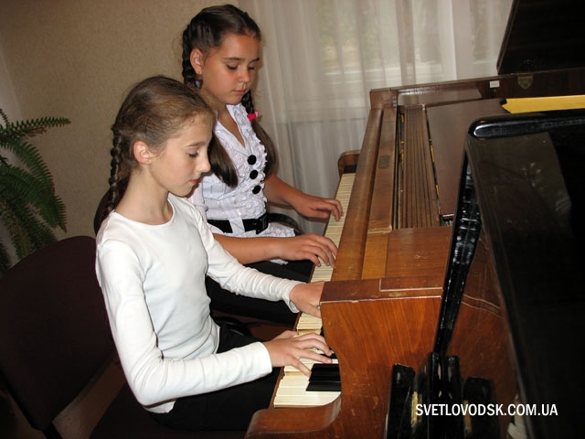 Дитяча школа мистецтв відзначила Міжнародний День музики (ФОТО)