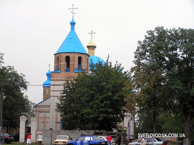 Божественну літургію провів сам керуючий справами Української Православної Церкви митрополит Антоній Божественну літургію провів сам керуючий справами Української Православної Церкви митрополит Антоній