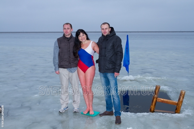 Наталья Серая — рекордсменка холодового плавания из Москвы дала мастер-класс в Светловодске