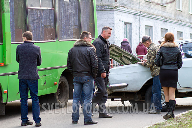 ДТП в Светловодске возле школы №4 — все живы