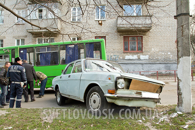 ДТП в Светловодске возле школы №4 — все живы