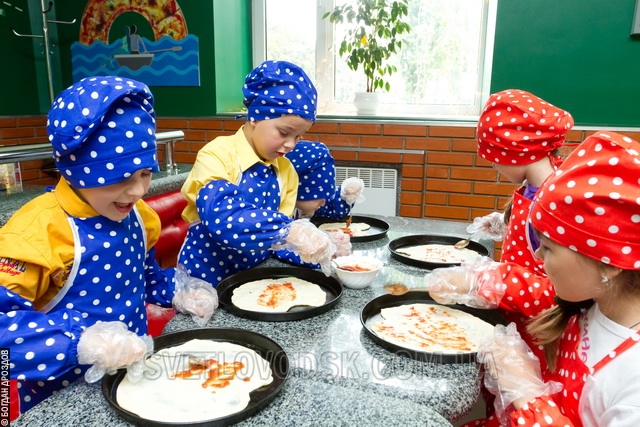 Кулинарный мастер-класс для детей в ресторане "Пицца "Чeлентано"