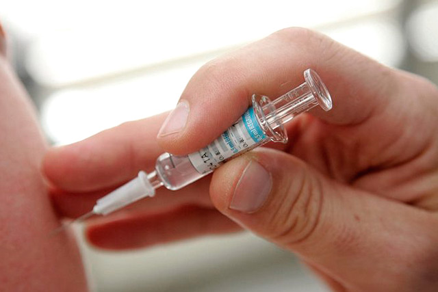 Основним захистом боротьби з грипом є профілактичні щеплення