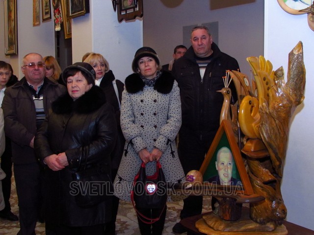 У головному культурному центрі міста відкрилася персональна виставка Анатолія Татарова