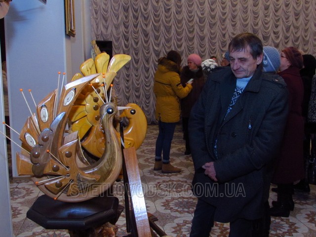 У головному культурному центрі міста відкрилася персональна виставка Анатолія Татарова