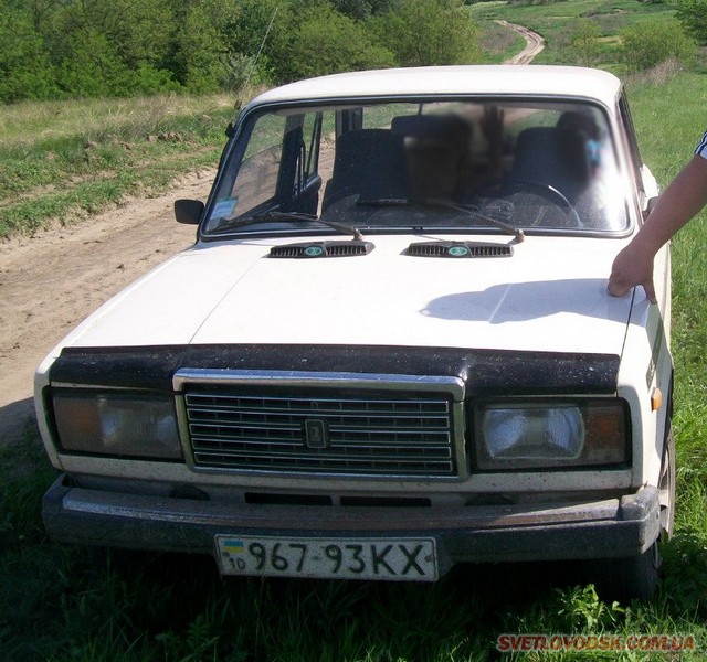 У Світловодську викрали автомобіль ВАЗ-2107