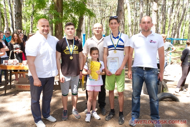 На соревнованиях по Street Workout между школами был побит рекорд Украины
