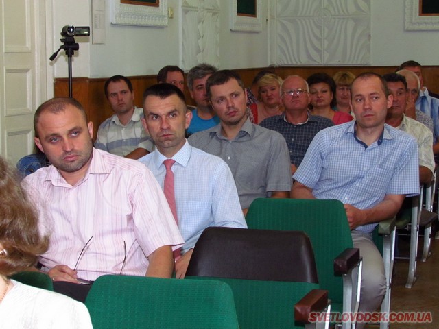71 сесія Світловодської міської ради відбулася за участі 27 депутатів. Де решта?