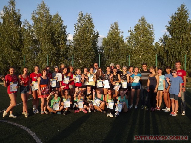 У Світловодську відбувся Чемпіонат міста з міні-футболу серед дівчат