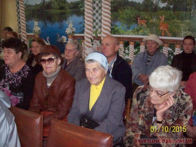 З людьми поважного віку Костянтин Каспров говорив про любов
