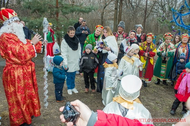 «Святий Миколай, до нас завітай!»