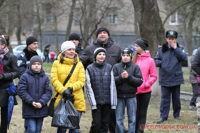 Під весняний дощик на площі палили «людину». Проводжали зиму