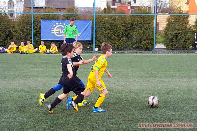 Футболисты из Светловодска принимают участие в ХХІ международном турнире в Ужгороде