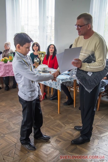 З 15-ї години 21 квітня Френкелю, непевне, гикалось. У хорошому розумінні