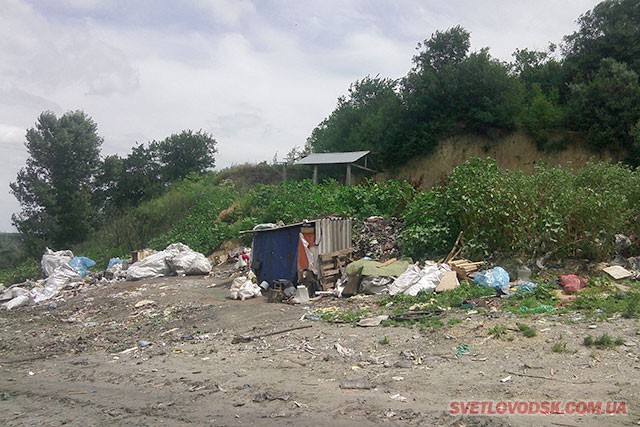 Ситуація на сміттєзвалищі — критична, вважає громадський інспектор Мотуз