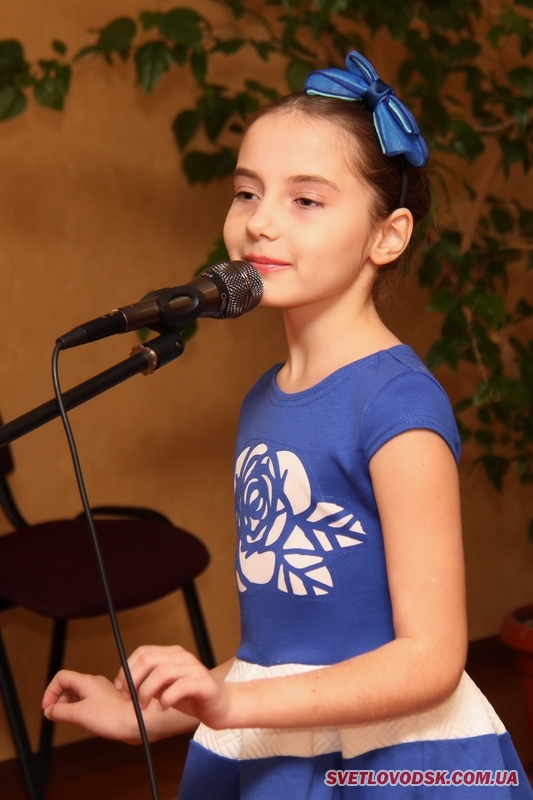 Ліза Макидон – учениця класу сольного співу. Викладач Наталія Коваленко