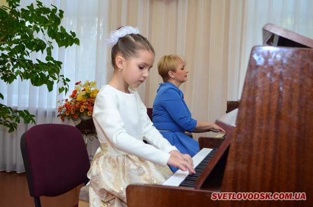 Звітний концерт фортепіанного відділу школи мистецтв "Граймо разом"
