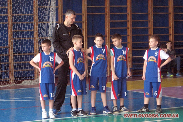 Світловодські баскетболісти — у півфіналі чемпіонату України