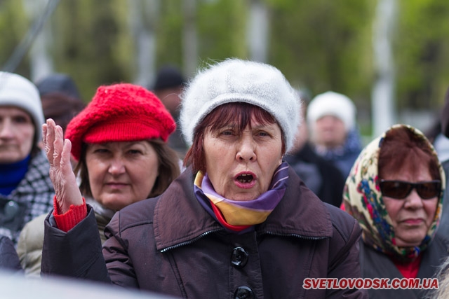 Єдиний раз на мітингові запанувала тиша — Рахімбєрдиєв дзвонив Котенку… Тиша (ДОПОВНЕНО)