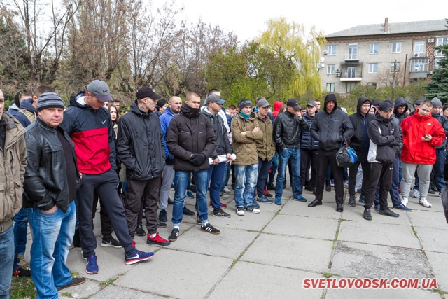 Єдиний раз на мітингові запанувала тиша — Рахімбєрдиєв дзвонив Котенку… Тиша (ДОПОВНЕНО)