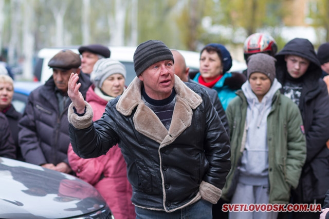 Єдиний раз на мітингові запанувала тиша — Рахімбєрдиєв дзвонив Котенку… Тиша (ДОПОВНЕНО)