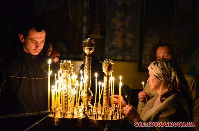 Великдень — тисячі світловодців відвідали православні храми (ДОПОВНЕНО)