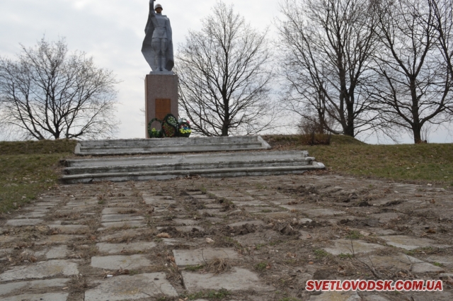 Вандалізм біля районного пам’ятника Невідомому Солдату