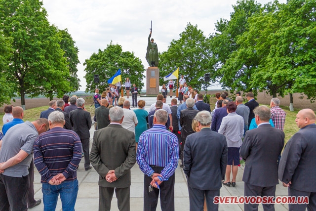 На Світловодщині вдруге відкрили пам’ятник воїнам-визволителям