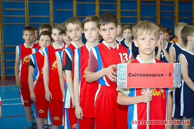 Лаври чемпіона виборола світловодська баскетбольна команда