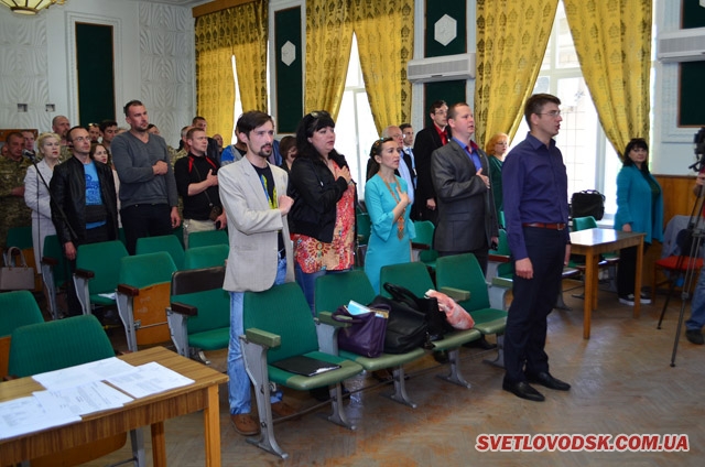 Суворі чоловіки, що порох нюхали, чубились на сесії через Ірину Щербину