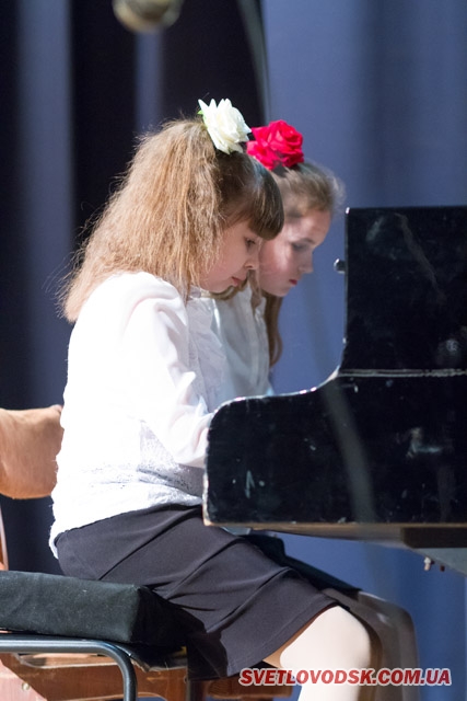 Світловодська дитяча музична школа гідно відзвітувала про свої здобутки