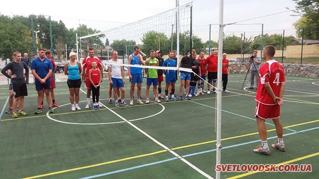 Традиційний турнір з паркового волейболу відбувся у Кропивницькому
