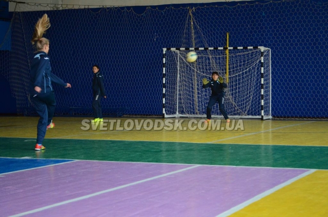 Чемпіонат з футзалу серед дівочих команд – вперше у Світловодську Чемпіонат з футзалу серед дівочих команд – вперше у Світловодську