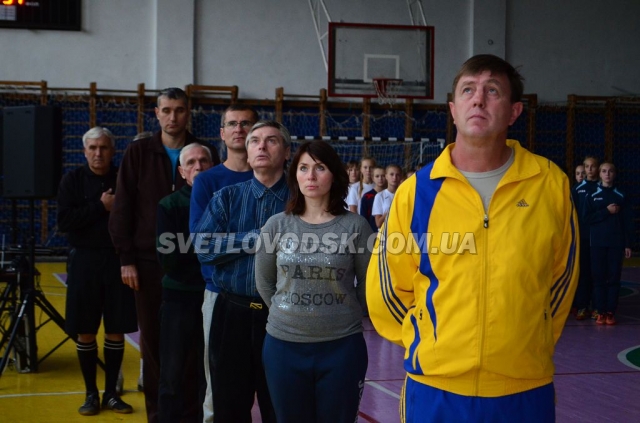 Чемпіонат з футзалу серед дівочих команд – вперше у Світловодську Чемпіонат з футзалу серед дівочих команд – вперше у Світловодську