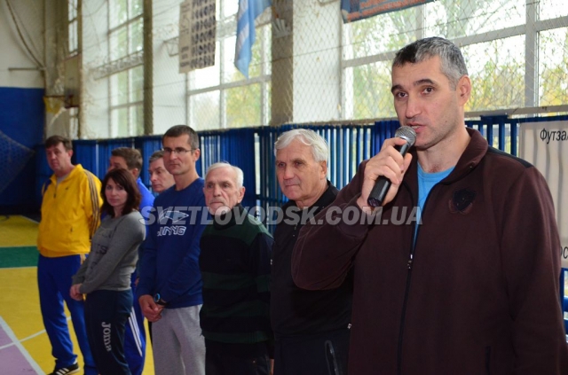 Чемпіонат з футзалу серед дівочих команд – вперше у Світловодську Чемпіонат з футзалу серед дівочих команд – вперше у Світловодську