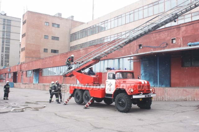 Особовий склад 17-ї ДПРЧ готовий до дій на великих пожежах та аваріях