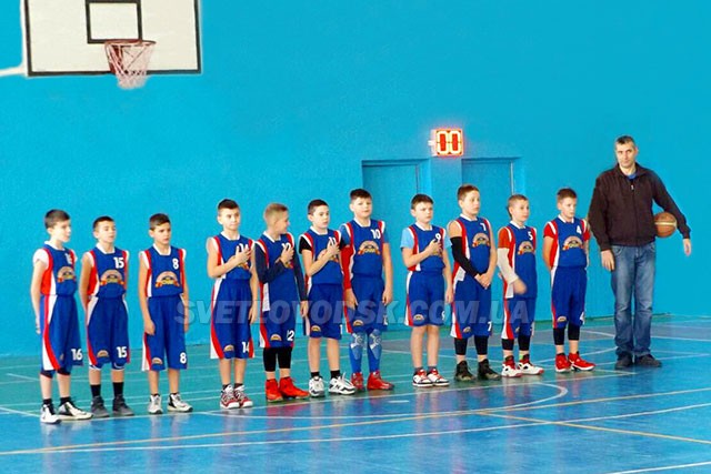 Баскетбольна команда Світловодська вийшла у першу лігу