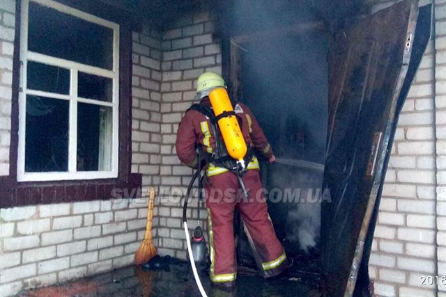 Під час гасіння пожежі у житловому будинку рятувальники виявили тіло загиблої жінки