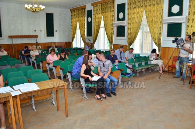 Пологовий будинок чи бабця-повитуха – що світловодській громаді по кишені?