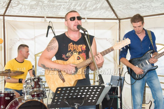 Гурти «Black Jack» та «АТОМ» відсвяткували День Незалежності з концертом на Власівці