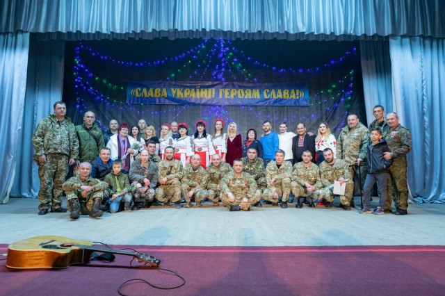 У Світловодську відзначили День українського добровольця (ФОТОРЕПОРТАЖ, ВІДЕО)