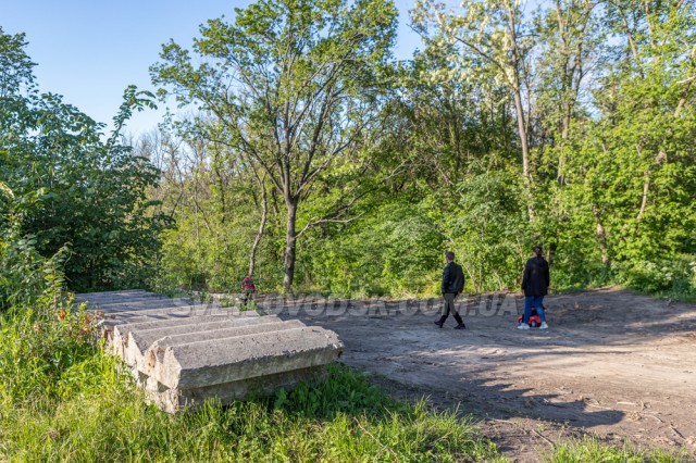 Одне руйнується, інше будується у Світловодську